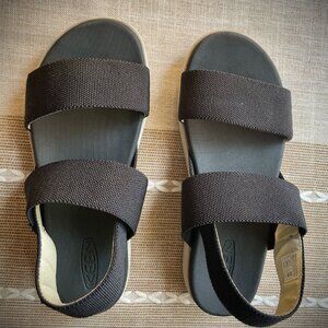 Keen Elle Sandal in Wide Width